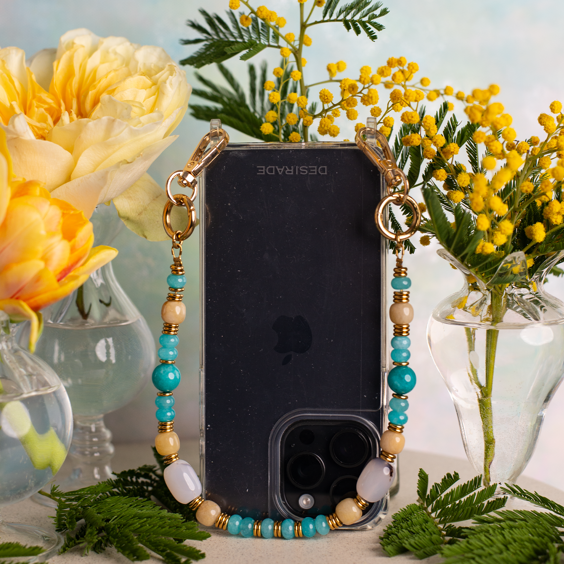 VIA AZZURA – Strap pentru telefon din pietre naturale