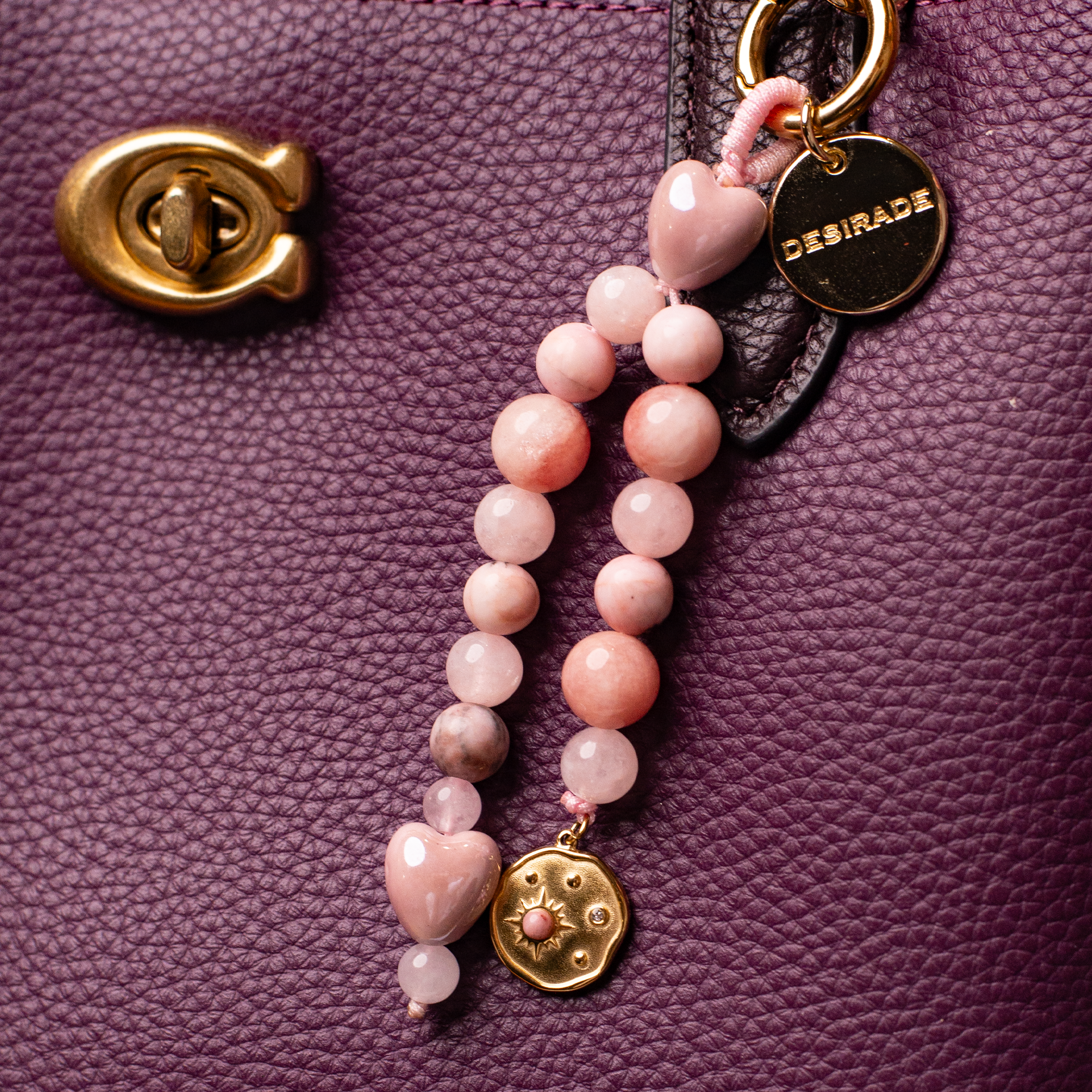 ROSA SOAVE – Charm pentru geantă din pietre naturale și ceramică