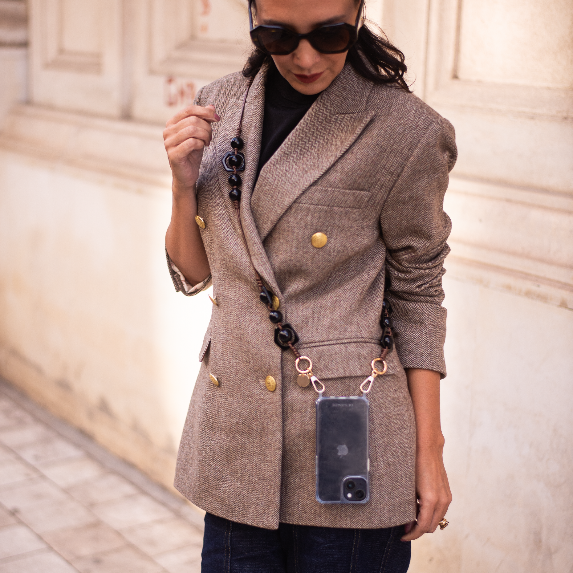 Espresso – Crossbody Phone Strap