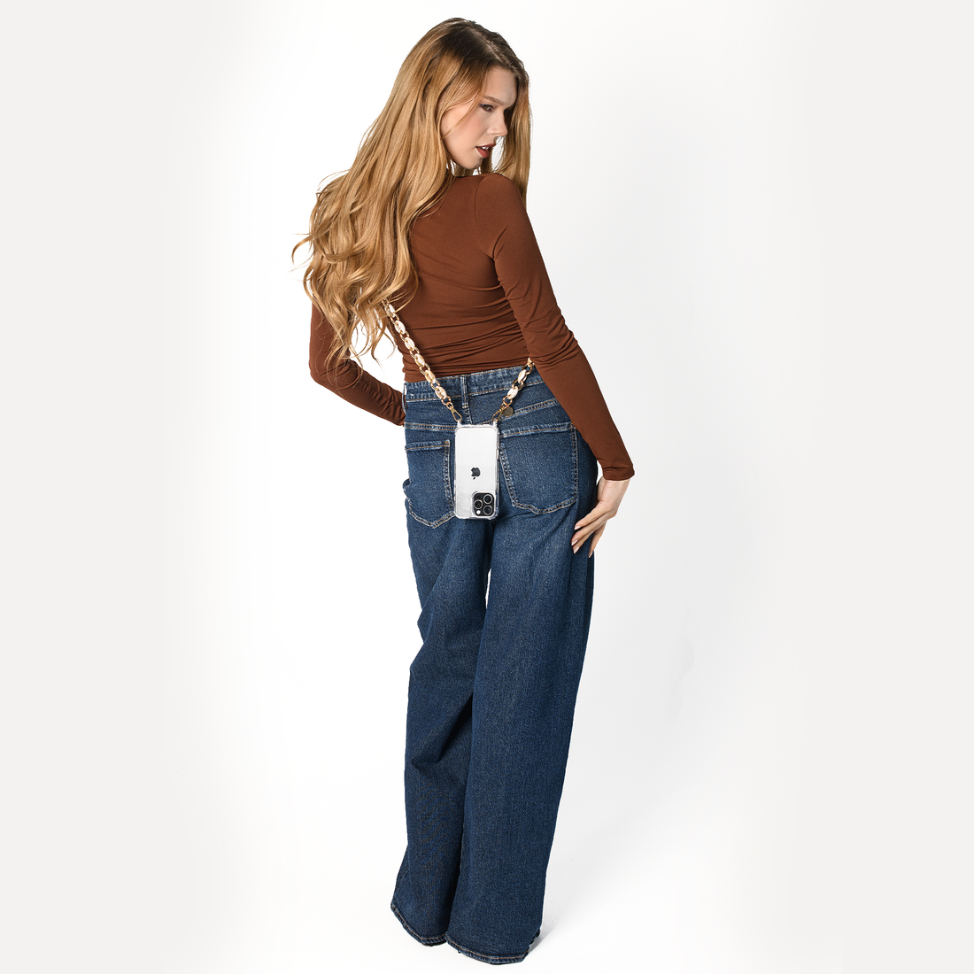 Latte Swirl – Crossbody Phone Strap