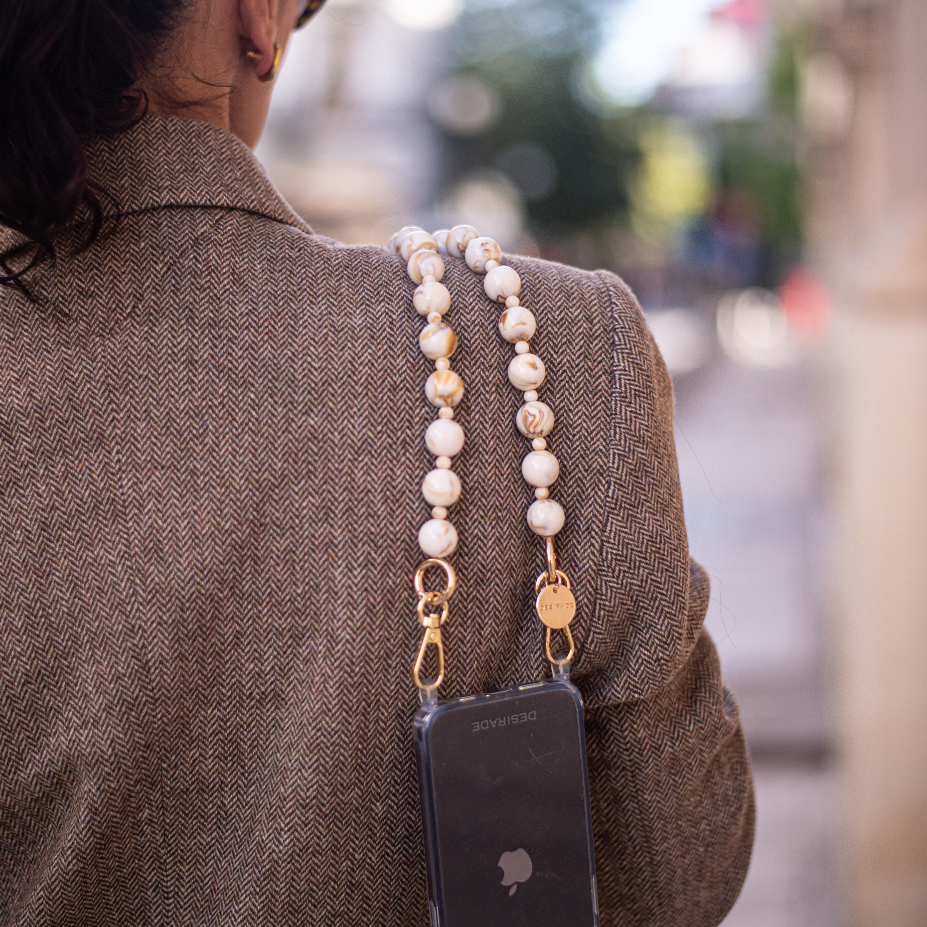 Caramel Twist – Crossbody Phone Strap